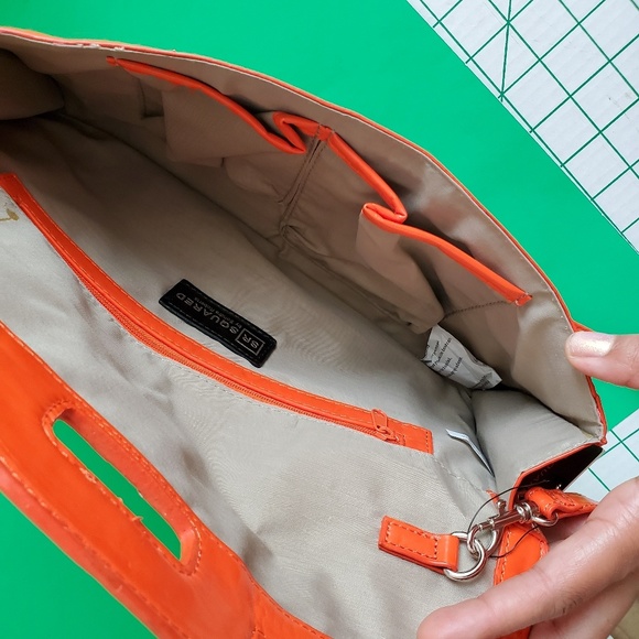 Straw Envelope Clutch w/Orange Trim - Picture 8 of 8